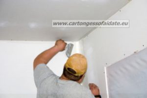 stuccare angolo cartongesso