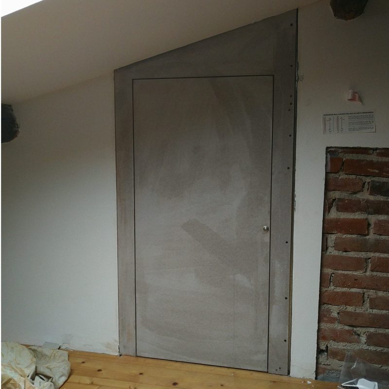 porta inclinata cartongesso truciolare