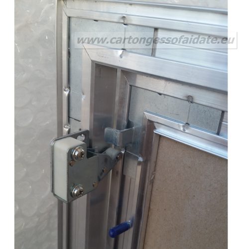 premi apri per botola cartongesso modello L001C