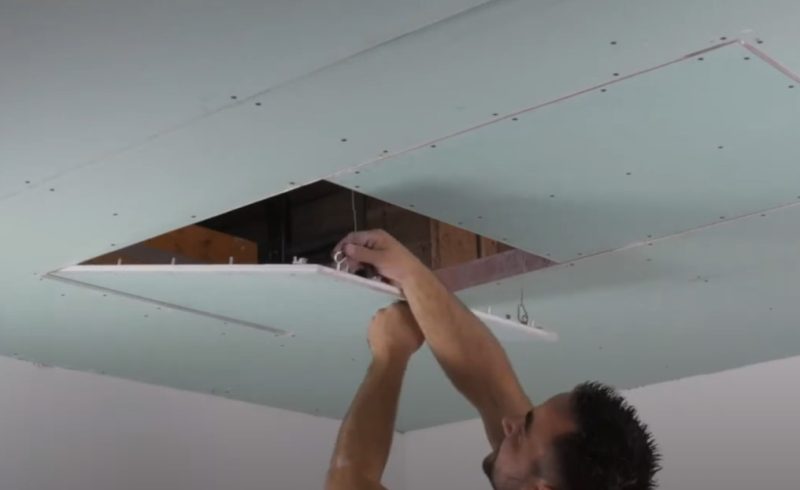 apertura doppio sportello da soffitto cartongesso