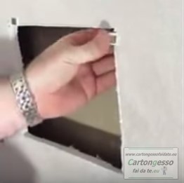 Botola magnetica per cartongesso - applicazione 2      