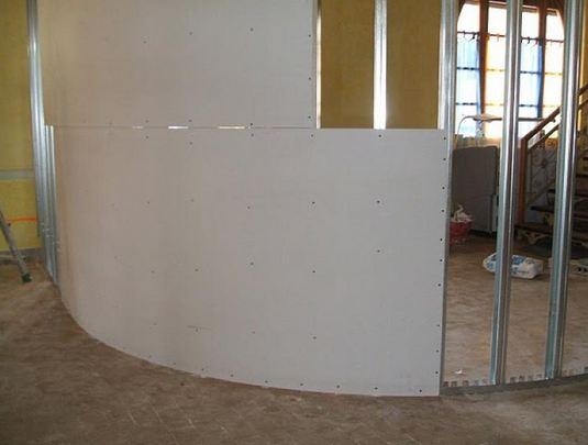 Pareti e contropareti cartongesso fai da te Pannello divisorio curvo